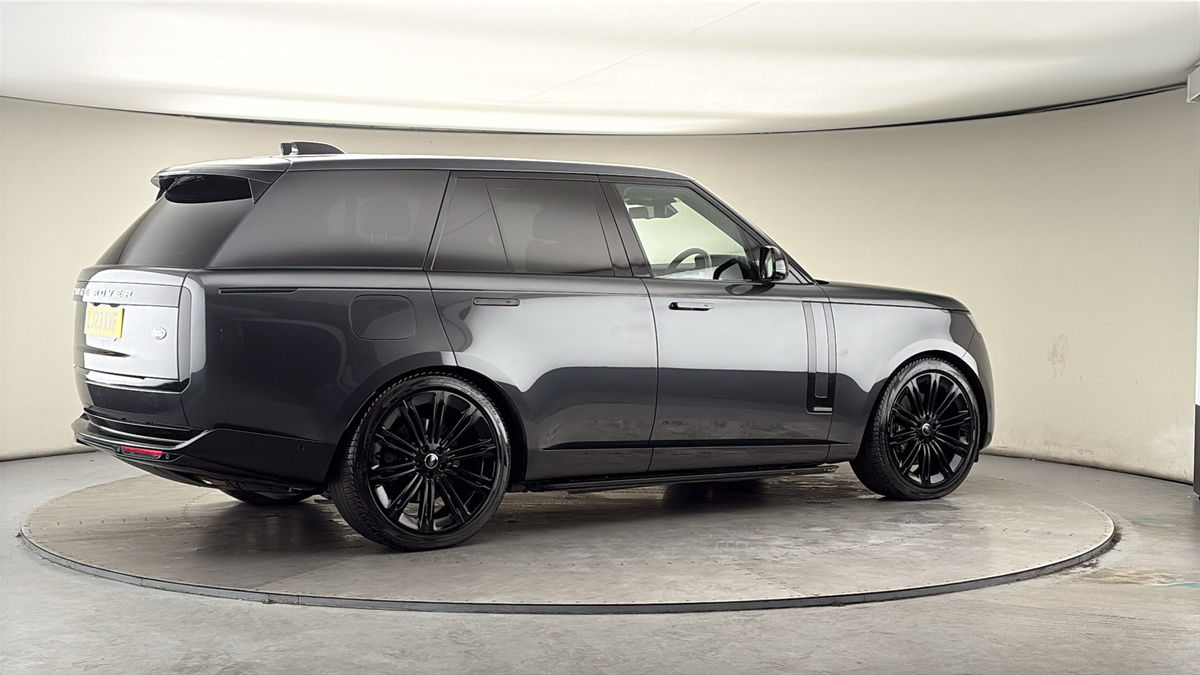 More views of Land Rover Range Rover