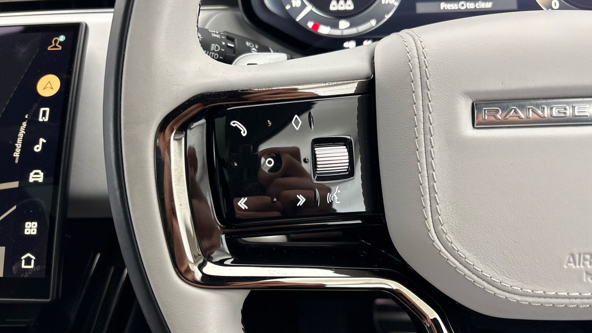 Land Rover Range Rover Sport Image 13