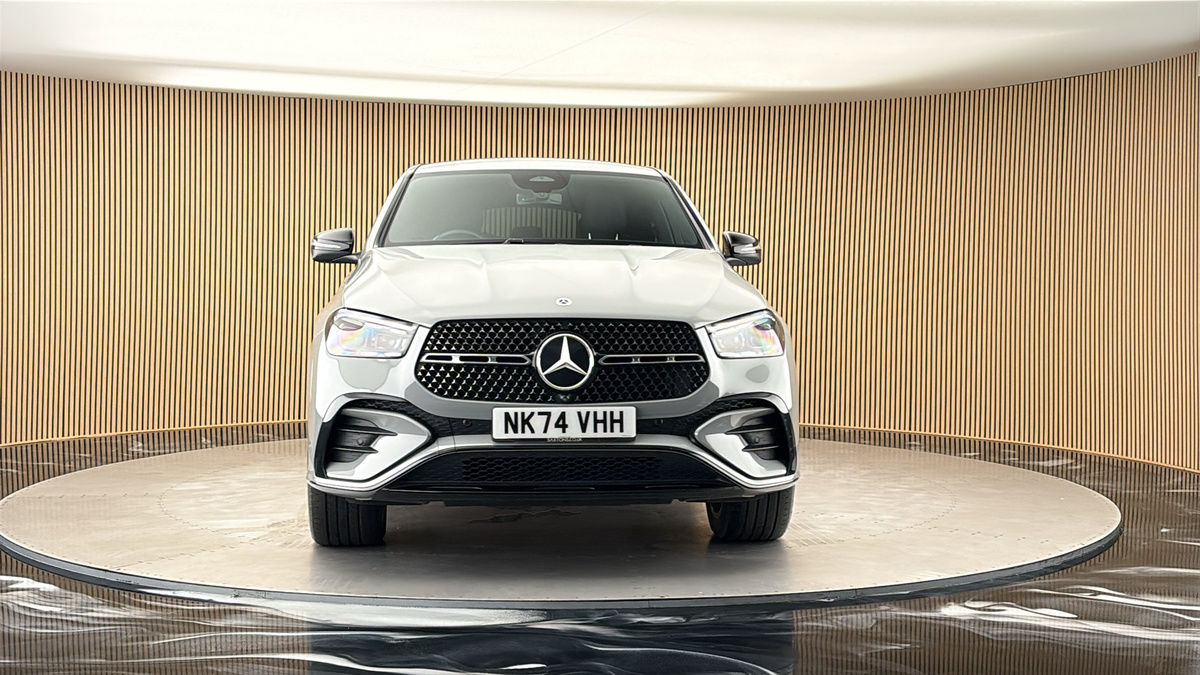 More views of Mercedes-Benz GLE