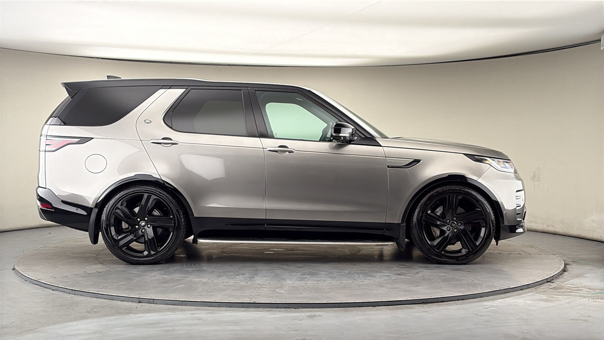 Land Rover Discovery Image 16