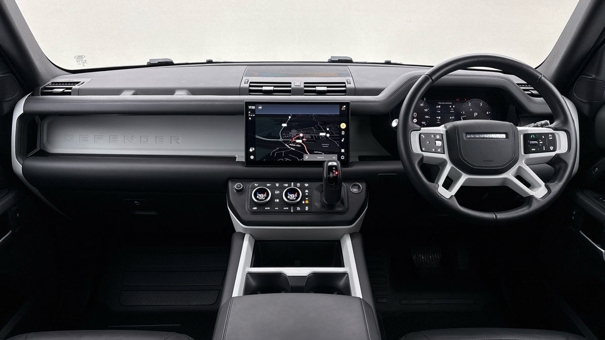 Land Rover Defender 110 Urban Image 18