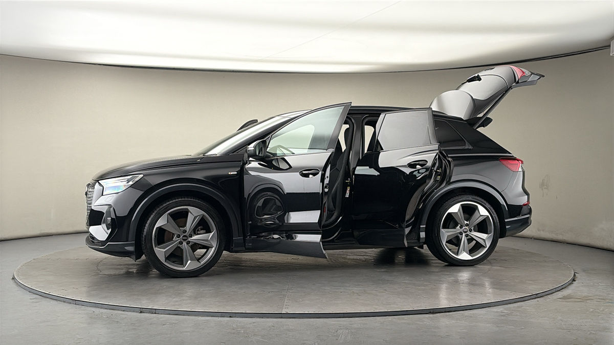 More views of Audi Q4 e-tron