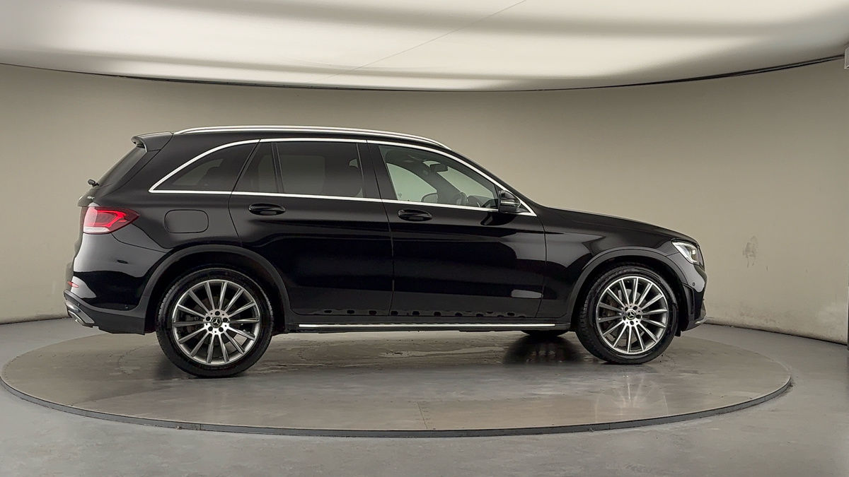 More views of Mercedes-Benz GLC