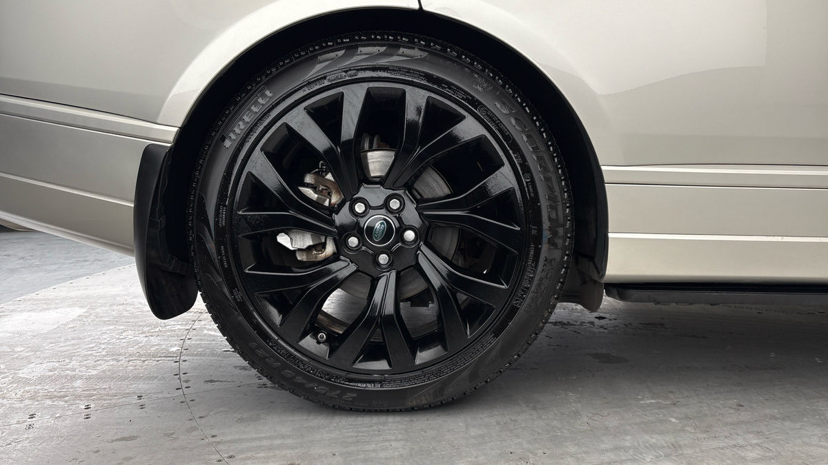 Land Rover Range Rover Image 10