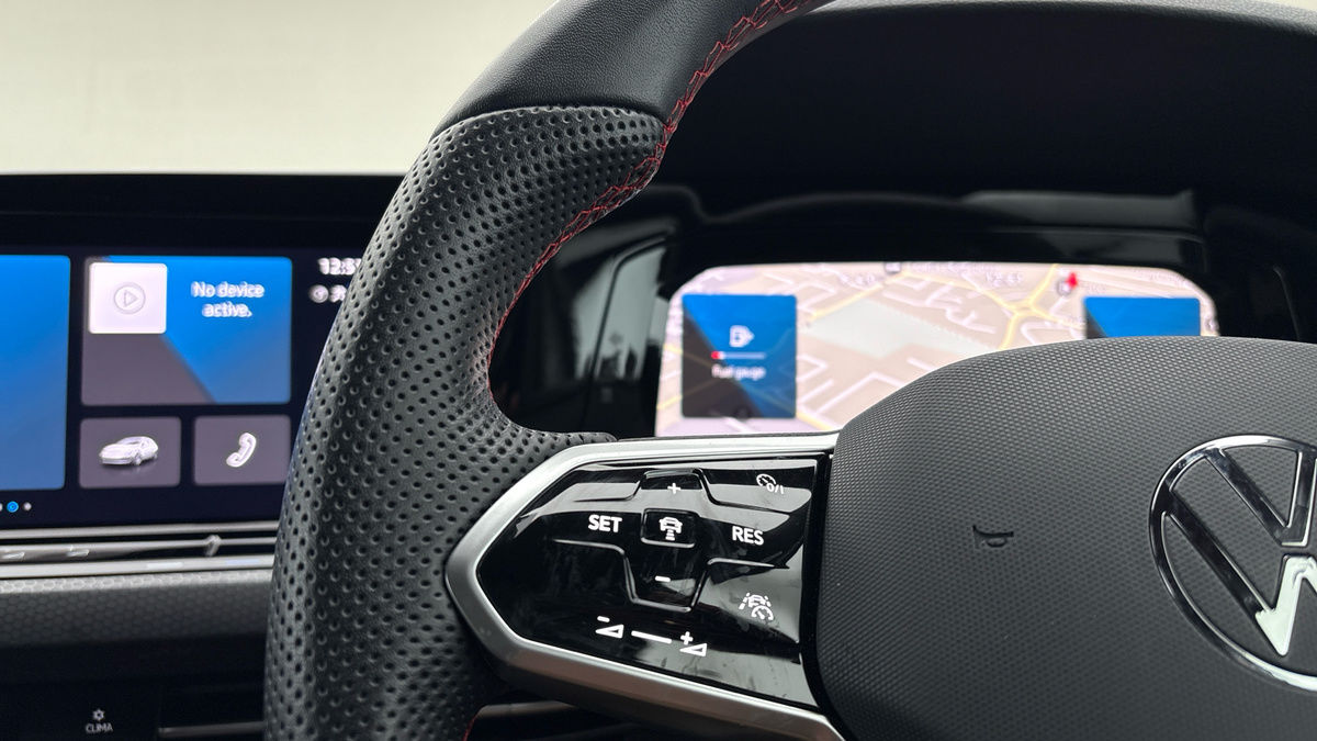 Volkswagen Golf Image 13