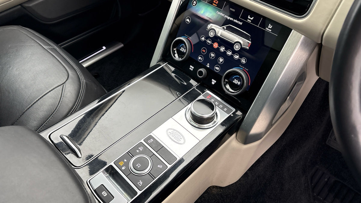 Land Rover Range Rover Image 18