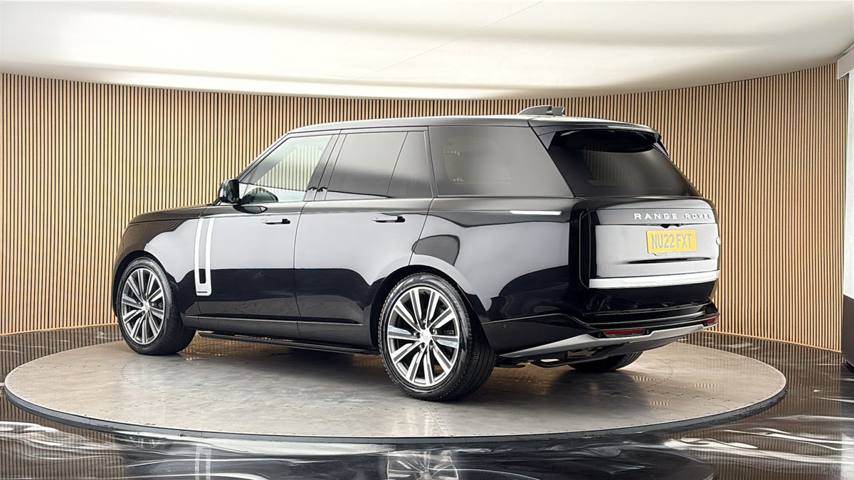More views of Land Rover Range Rover