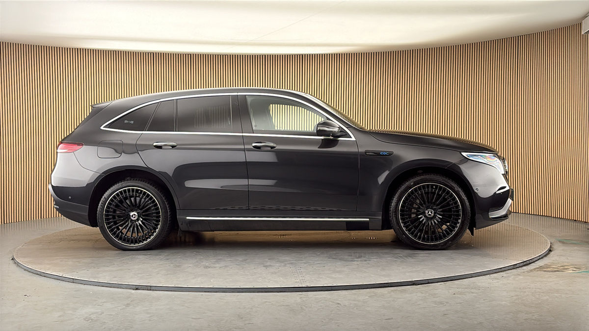 More views of Mercedes-Benz EQC