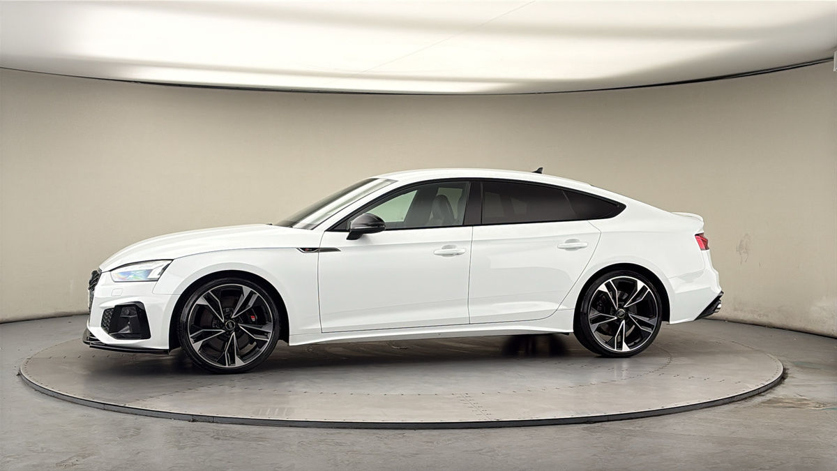 More views of Audi S5