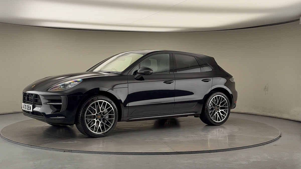 More views of Porsche Macan