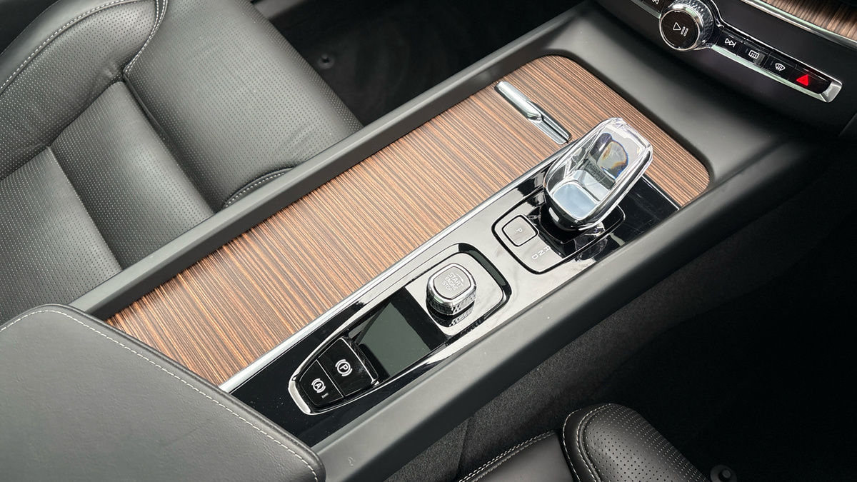 Volvo XC60 Image 18