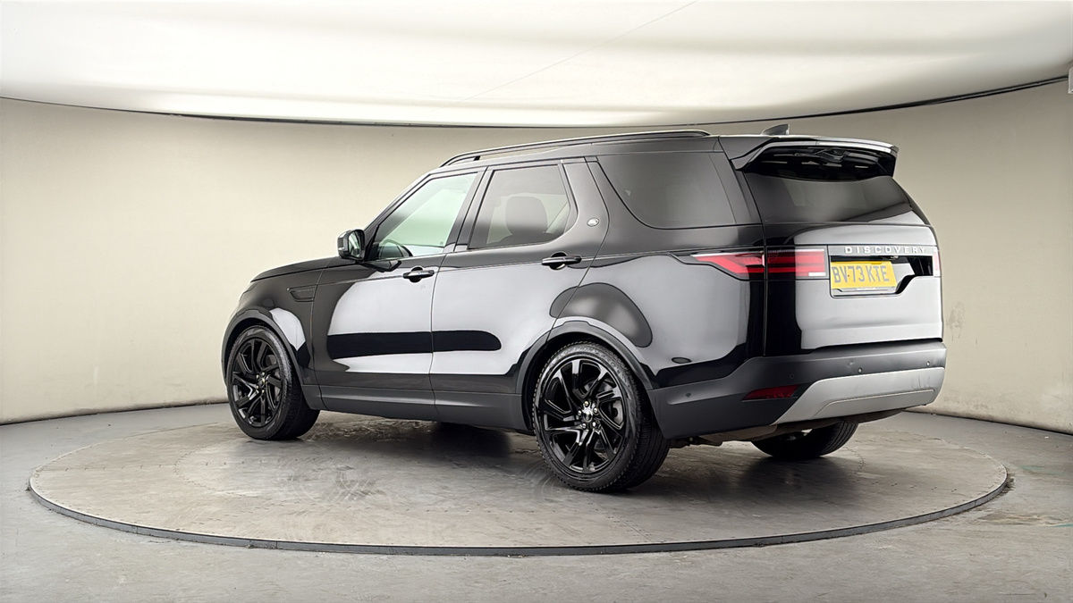 More views of Land Rover Discovery