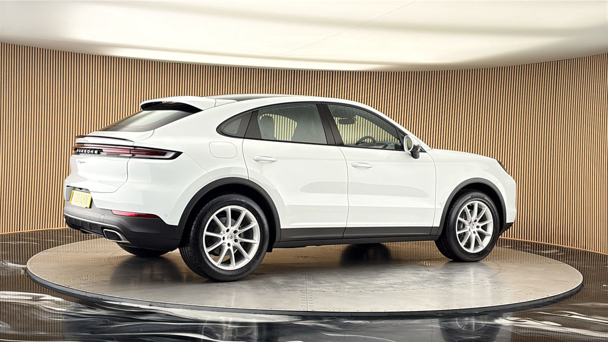 More views of Porsche Cayenne