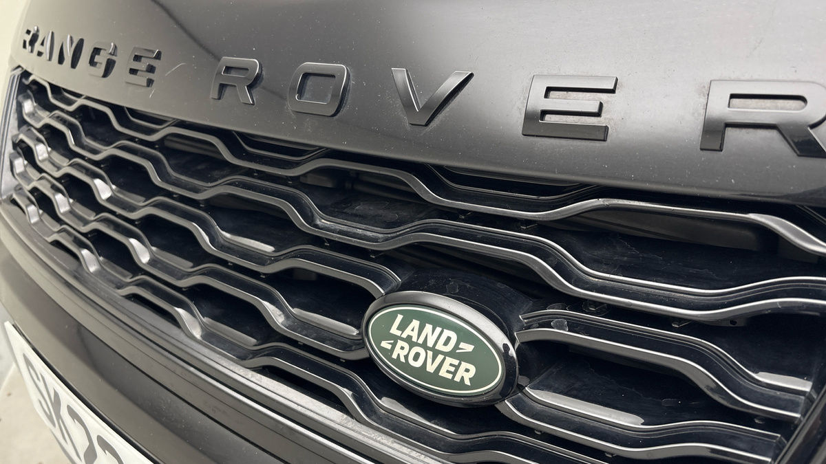 Land Rover Range Rover Sport Image 24