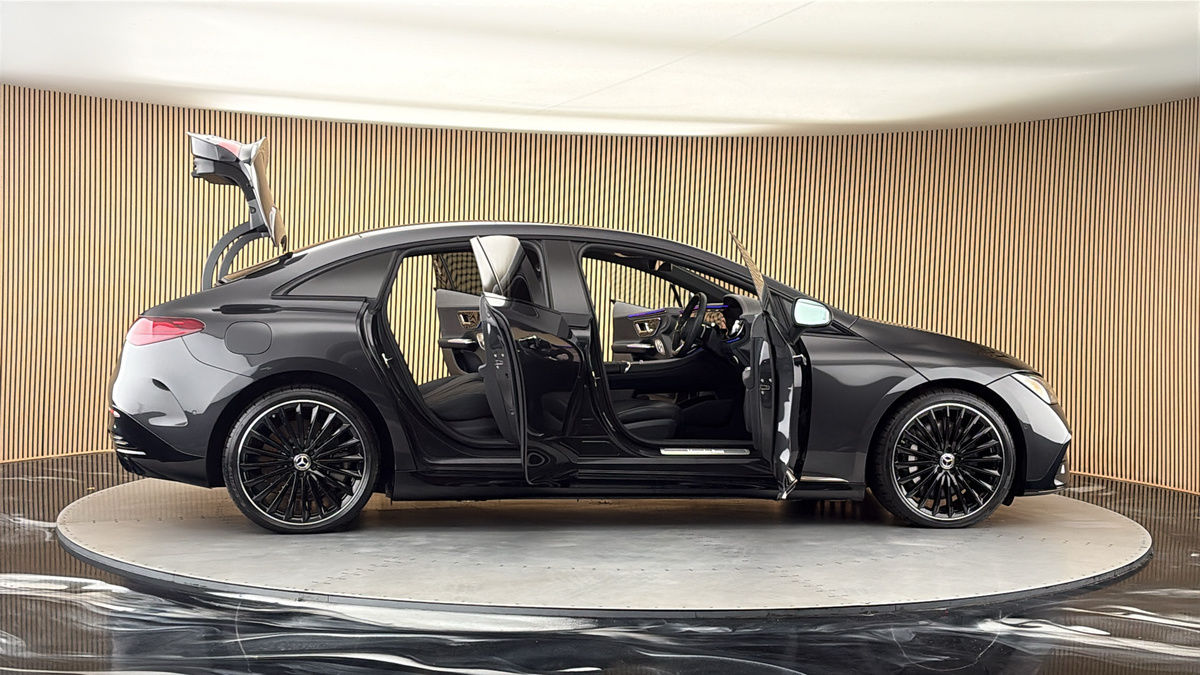 More views of Mercedes-Benz EQE