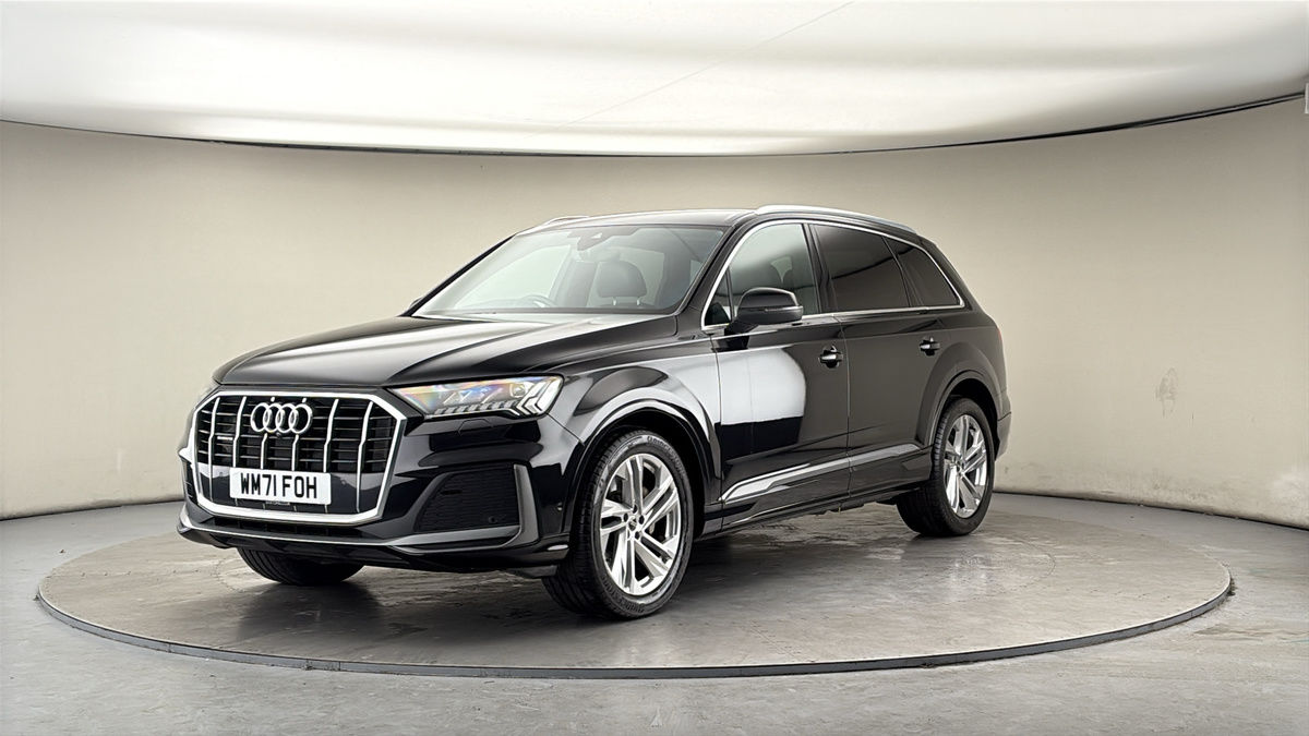 More views of Audi Q7