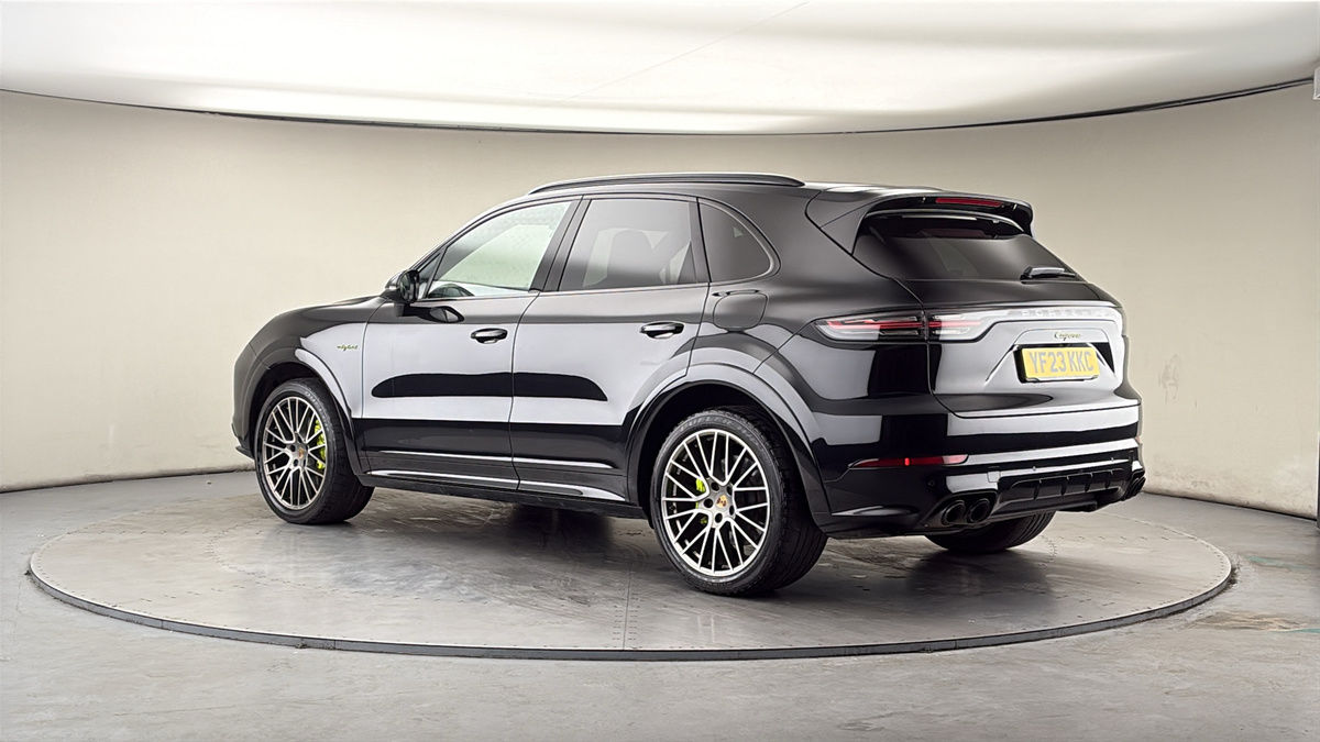 More views of Porsche Cayenne