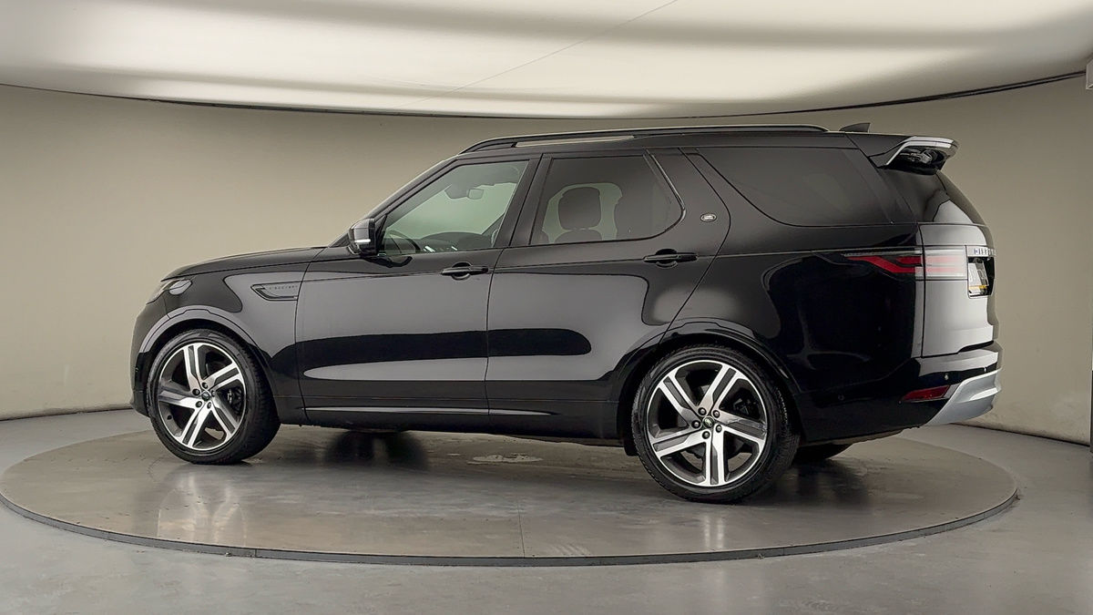 More views of Land Rover Discovery