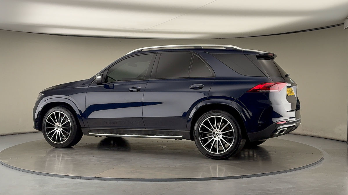 More views of Mercedes-Benz GLE