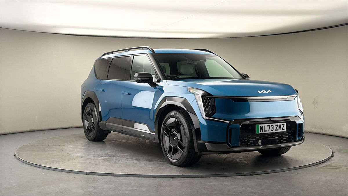 Kia EV9 Sticky Header Image