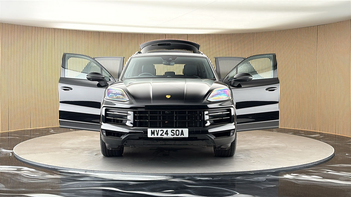 More views of Porsche Cayenne