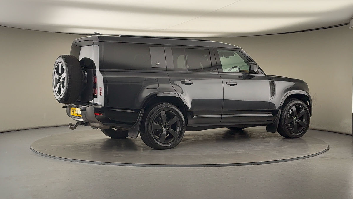 More views of Land Rover Defender 130