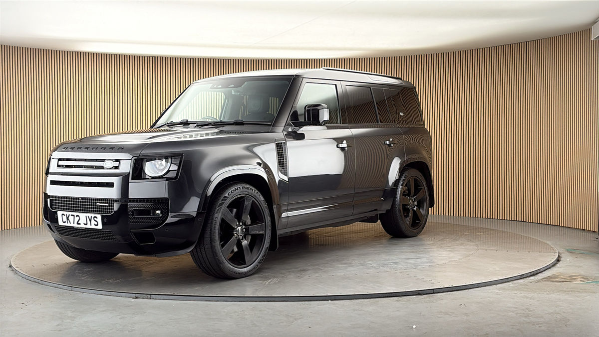 More views of Land Rover Defender 110