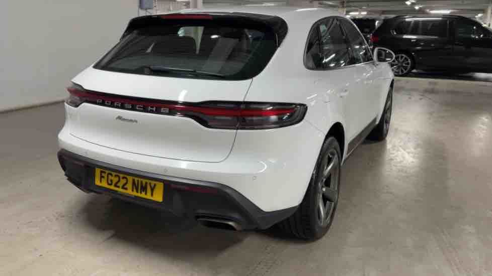 More views of Porsche Macan