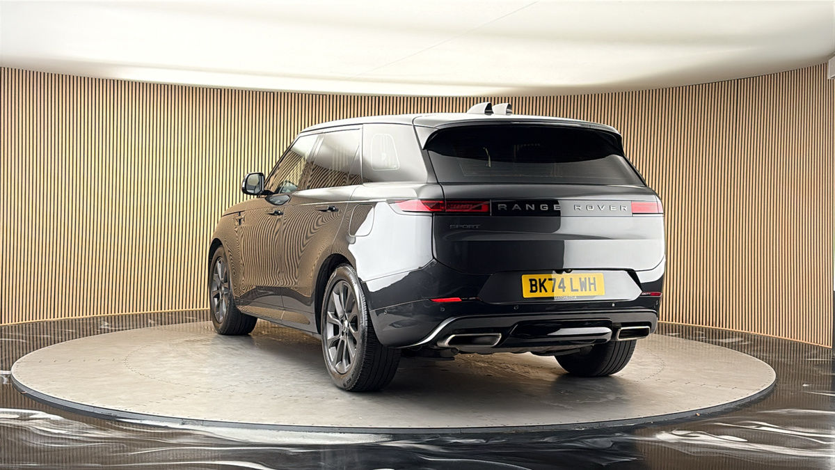 More views of Land Rover Range Rover Sport