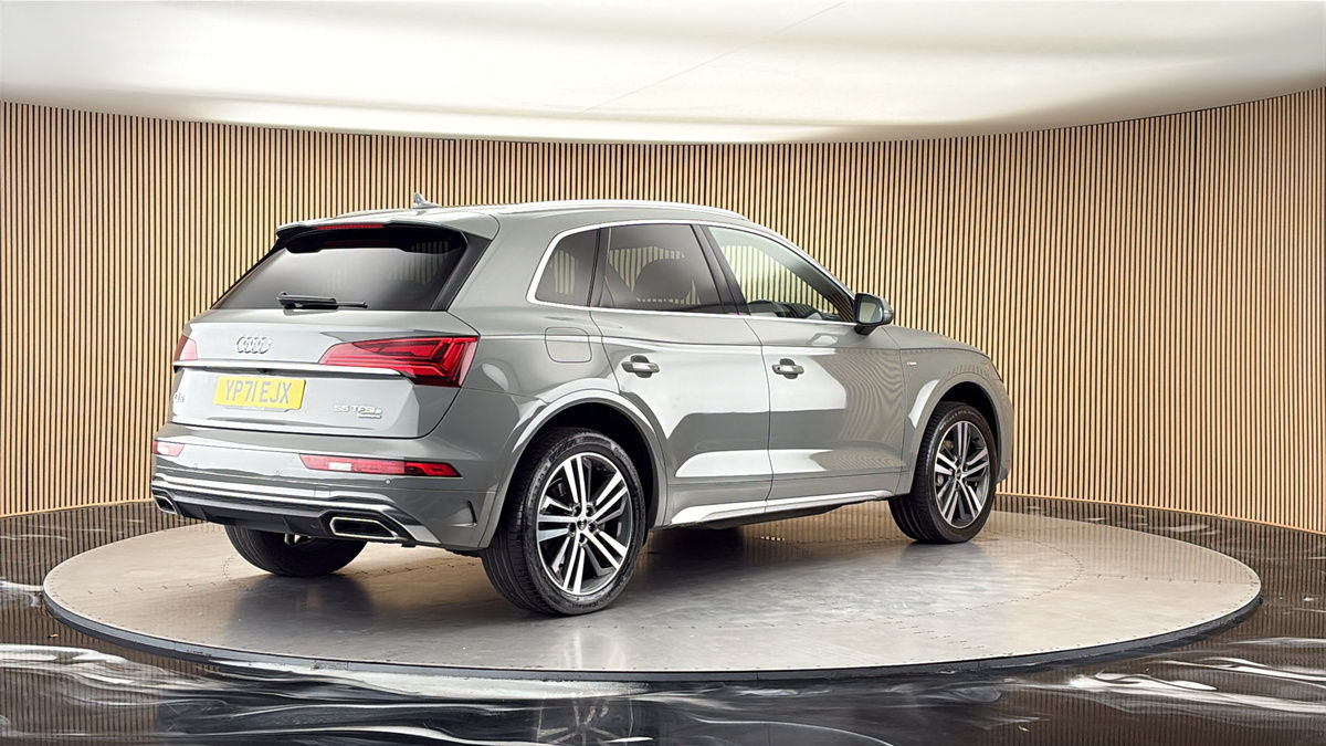 Audi Q5 Image 21