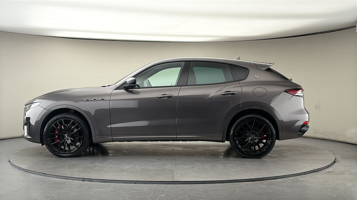 Maserati Levante Image 15