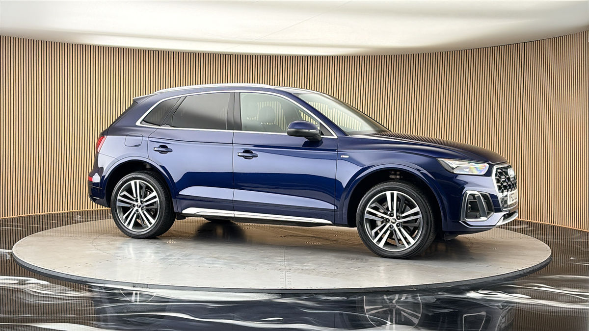 More views of Audi Q5