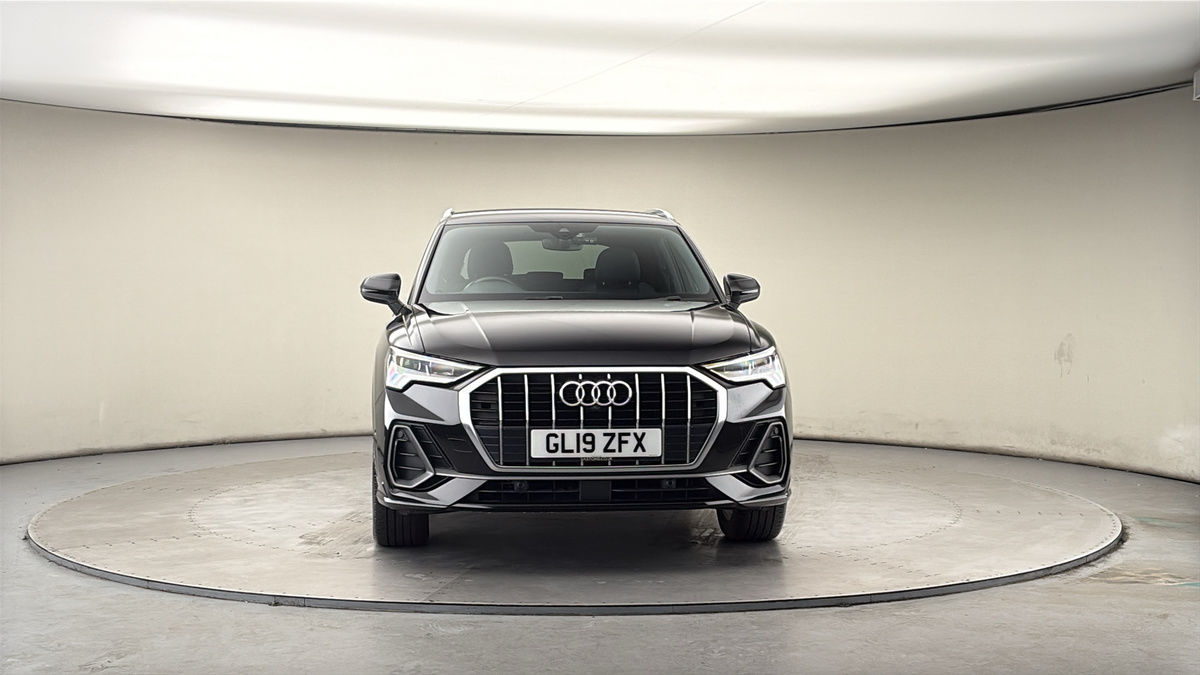 More views of Audi Q3