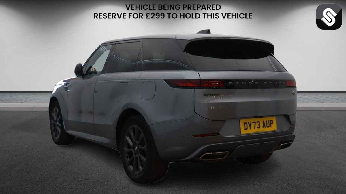 Land Rover Range Rover Sport Image 3