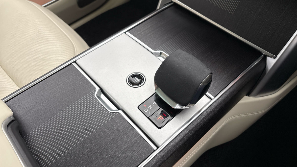 Land Rover Range Rover Image 18