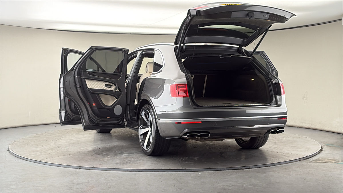 More views of Bentley Bentayga