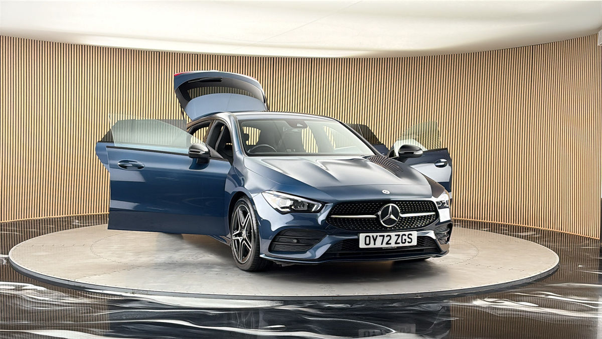More views of Mercedes-Benz CLA
