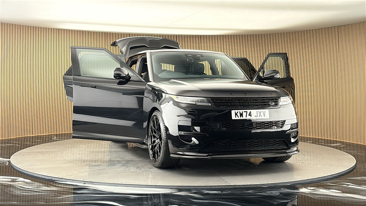 More views of Land Rover Range Rover Sport