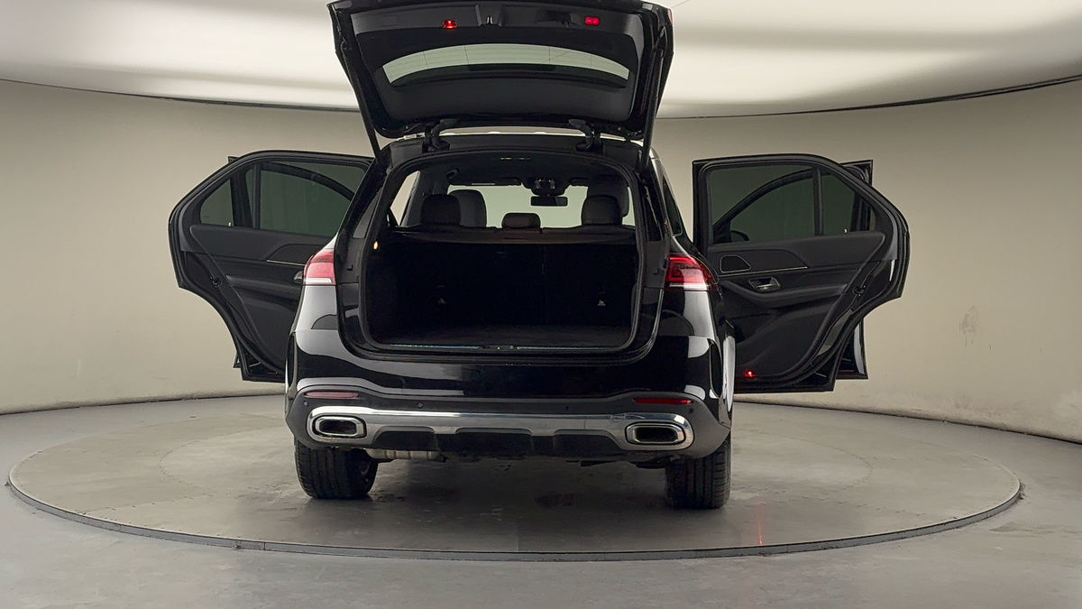 More views of Mercedes-Benz GLE