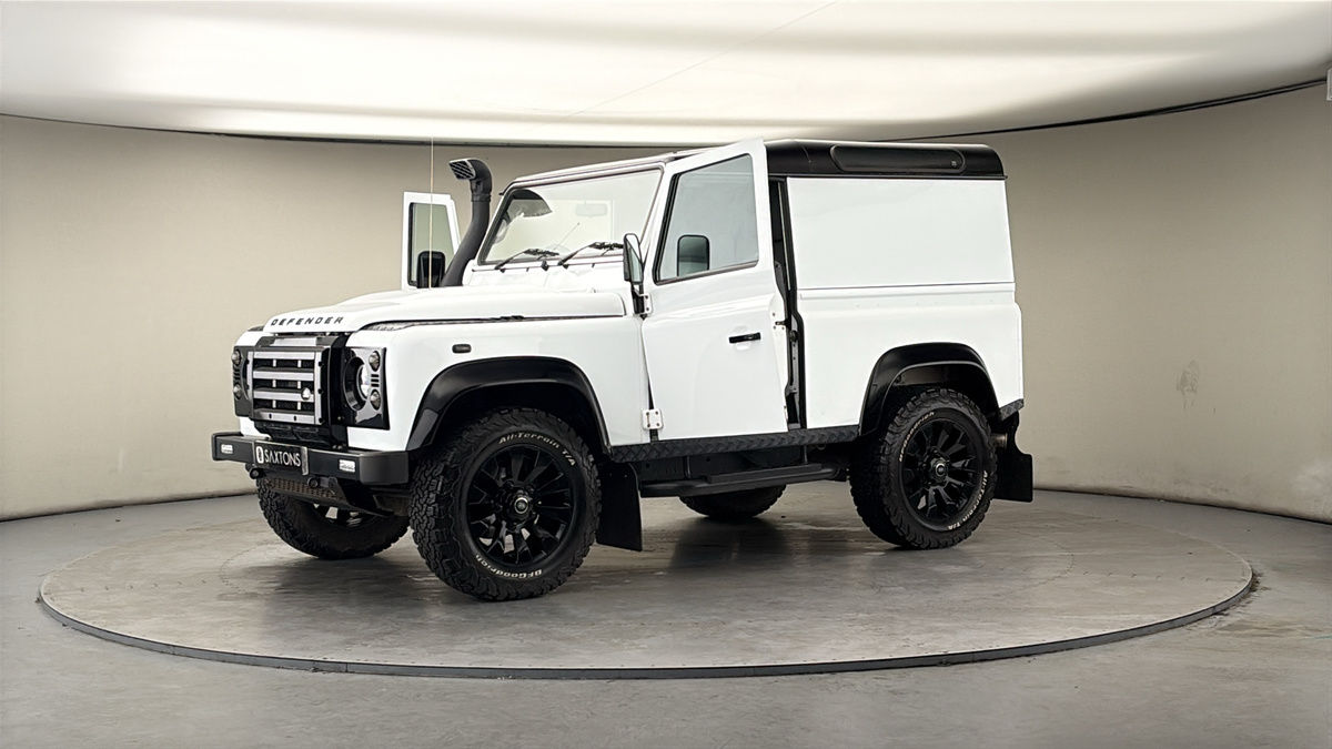 More views of Land Rover Defender 90