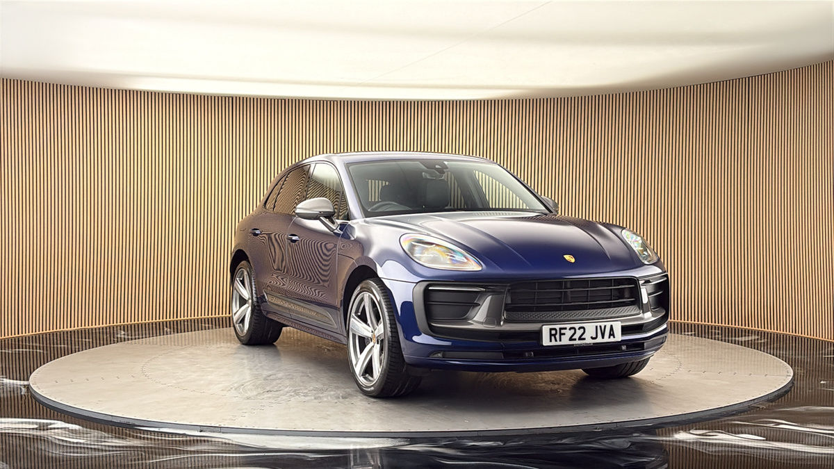 More views of Porsche Macan
