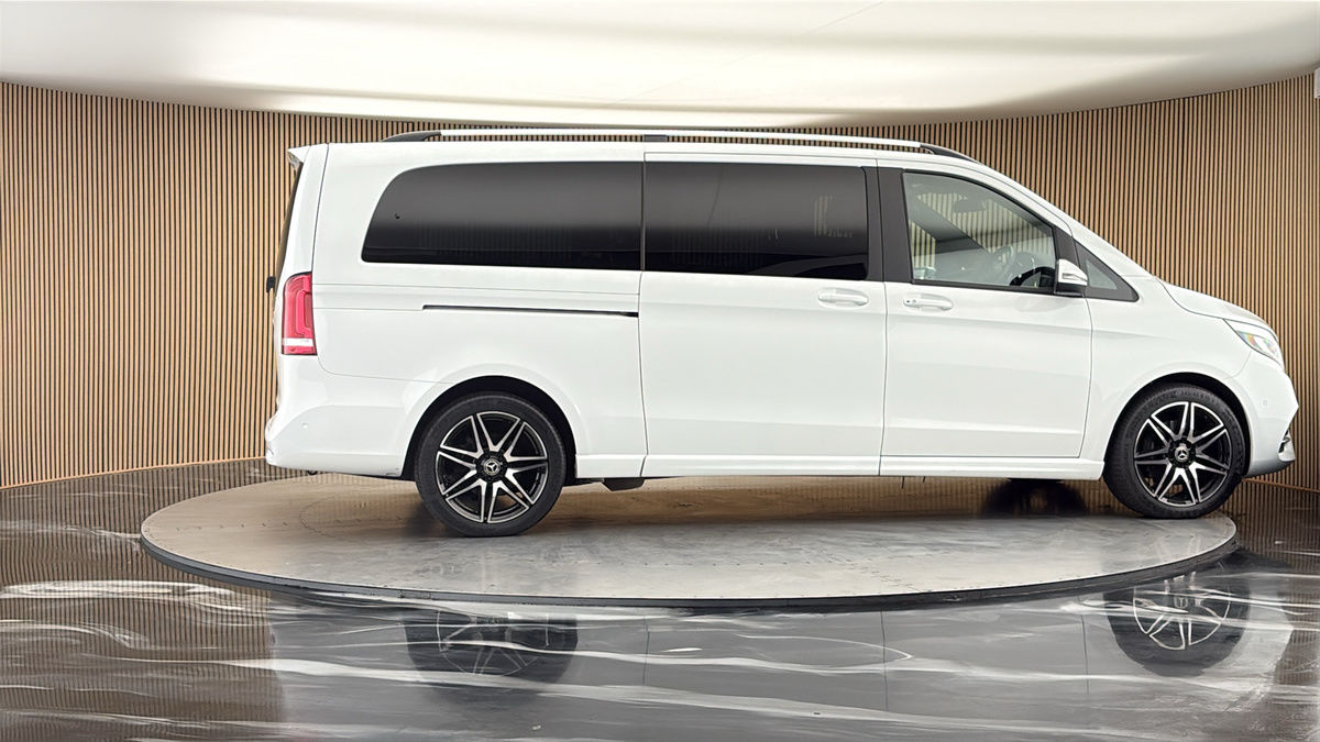 More views of Mercedes-Benz V Class