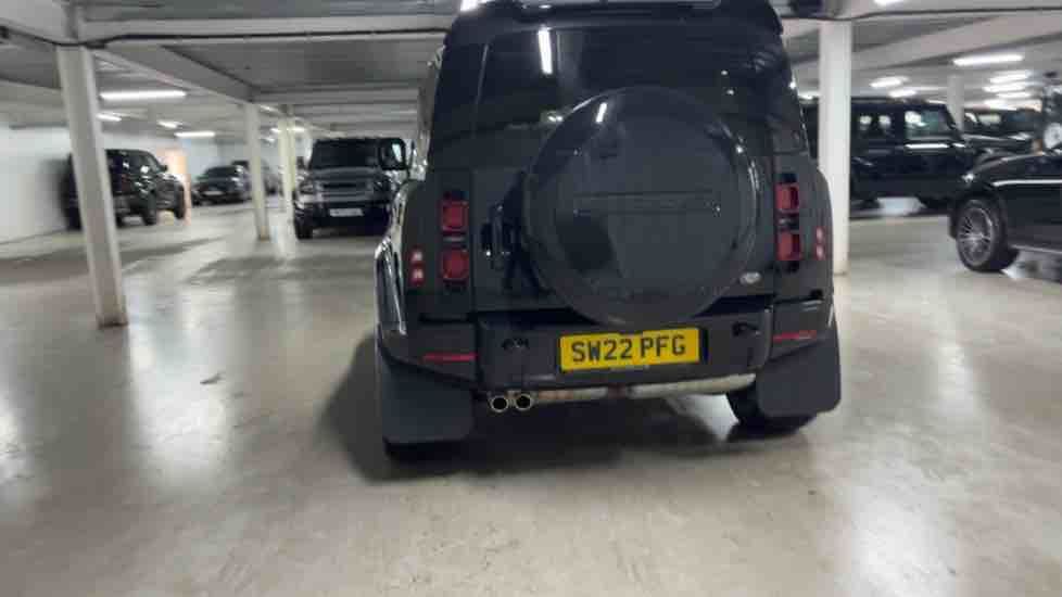 More views of Land Rover Defender 90