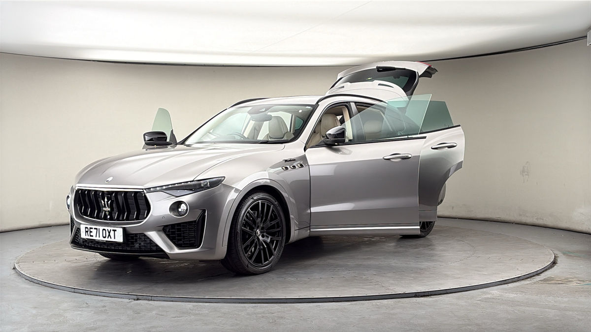 More views of Maserati Levante