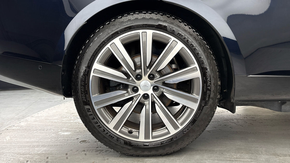 Land Rover Range Rover Image 10