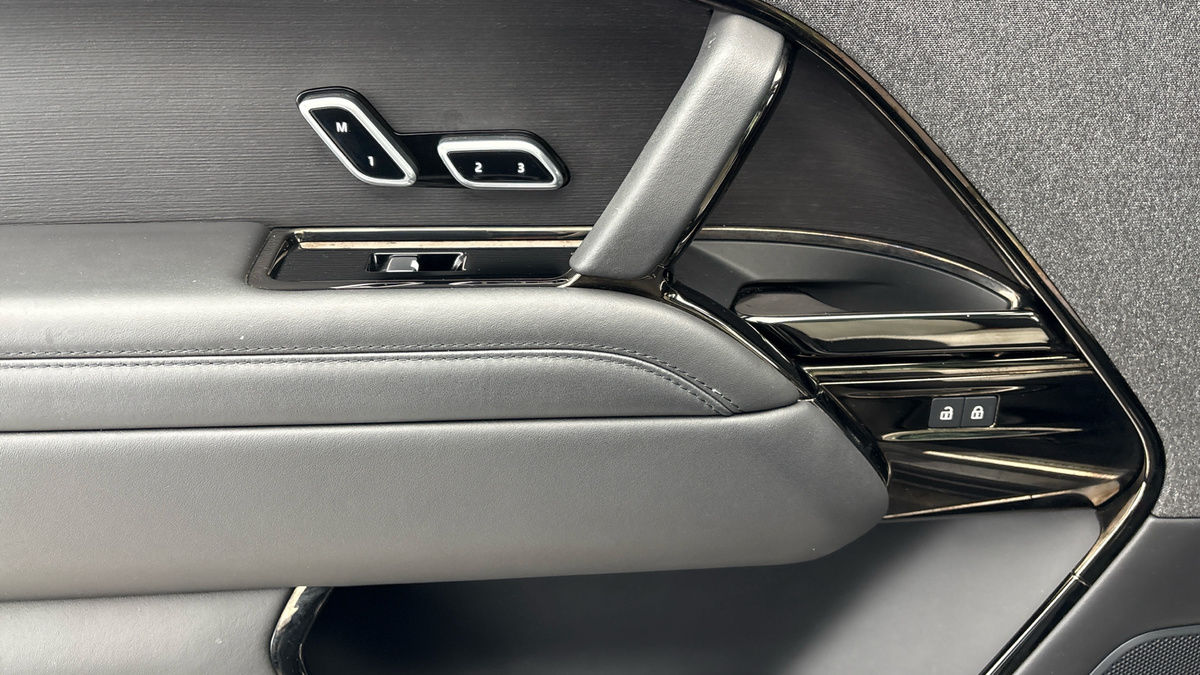 Land Rover Range Rover Sport Image 19