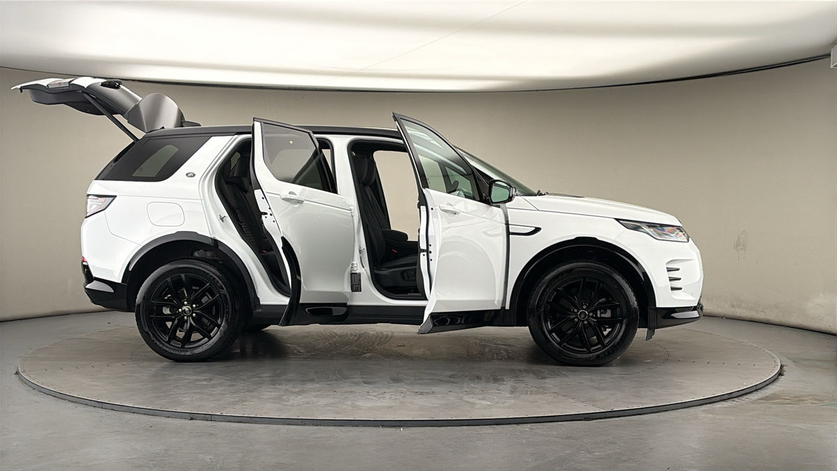 More views of Land Rover Discovery Sport