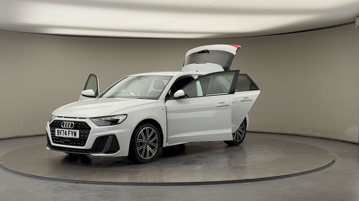 More views of Audi A1
