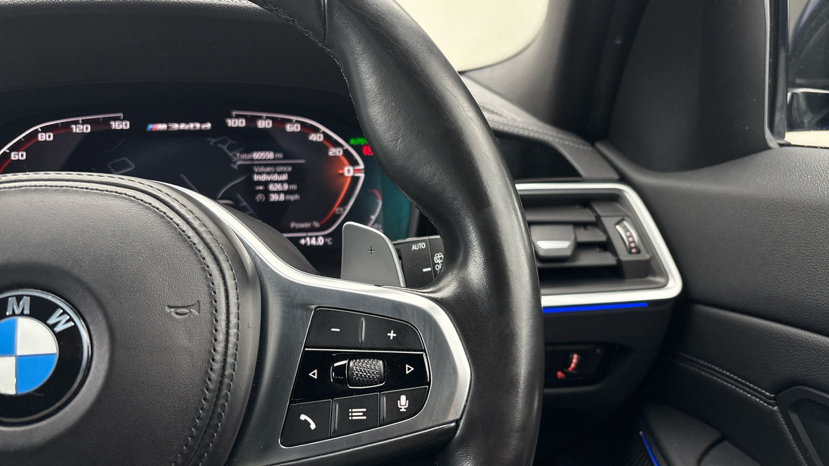 BMW 3 Series Image 14