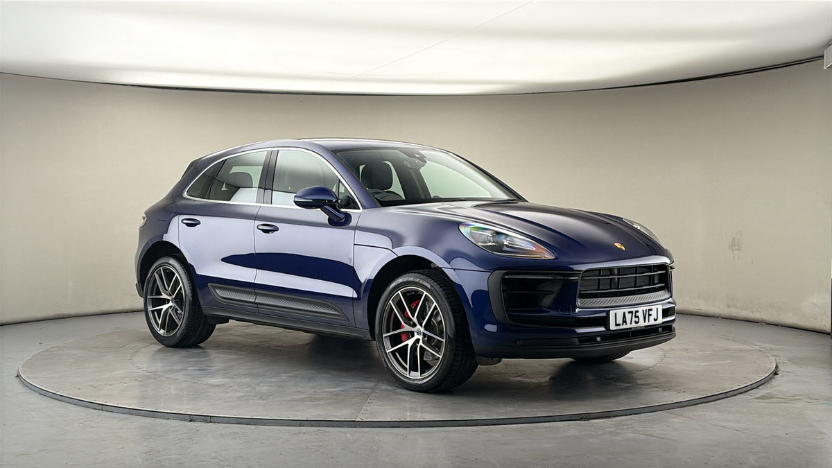 More views of Porsche Macan